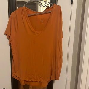 Burnt orange tshirt